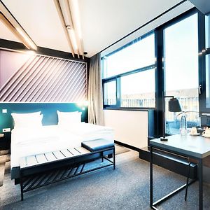 B&B Hotel Muenchen-Moosach